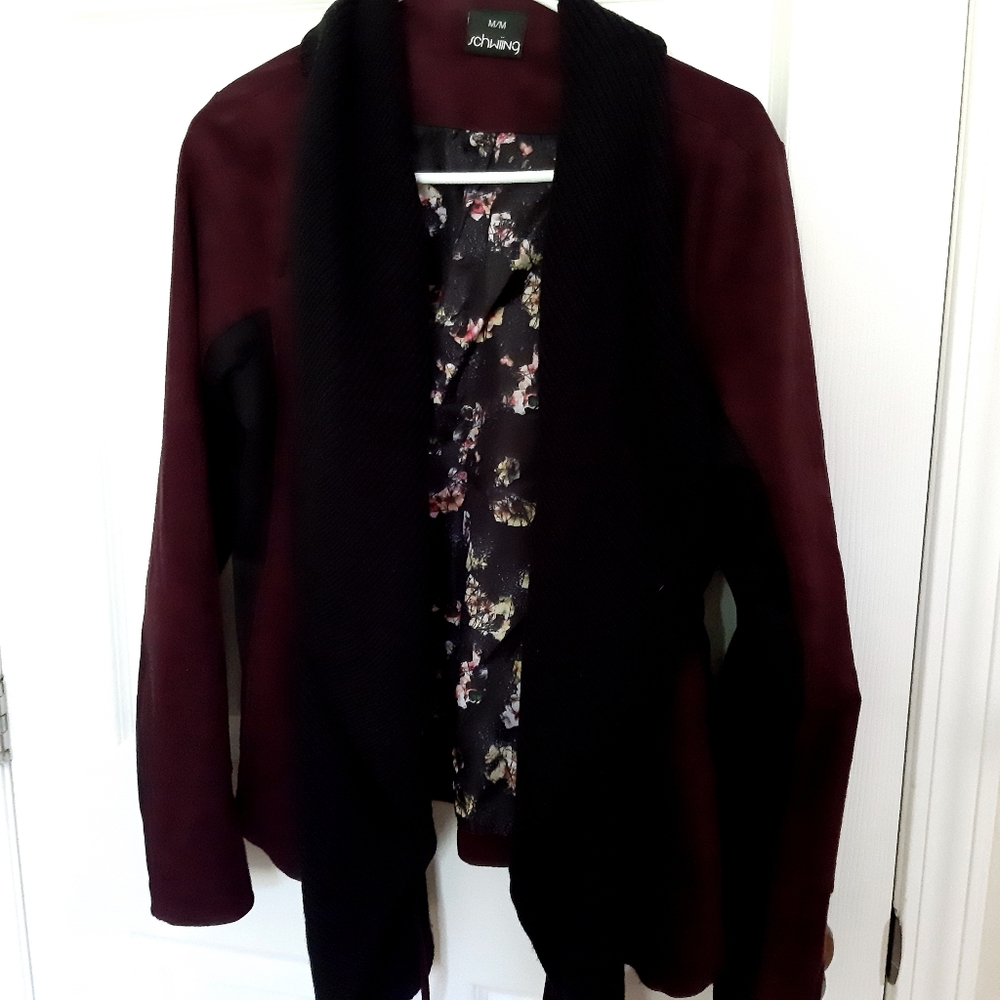 Schwiing  sweater size M